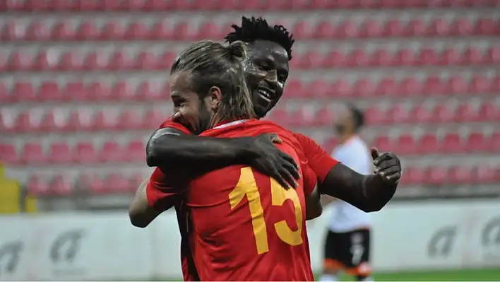 Hazırlık maçında Adanaspor 'a fark... 4-1