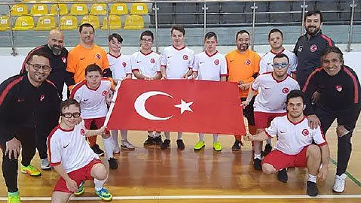 Down Sendromlu Futsal Milli Takım kampı sona erdi