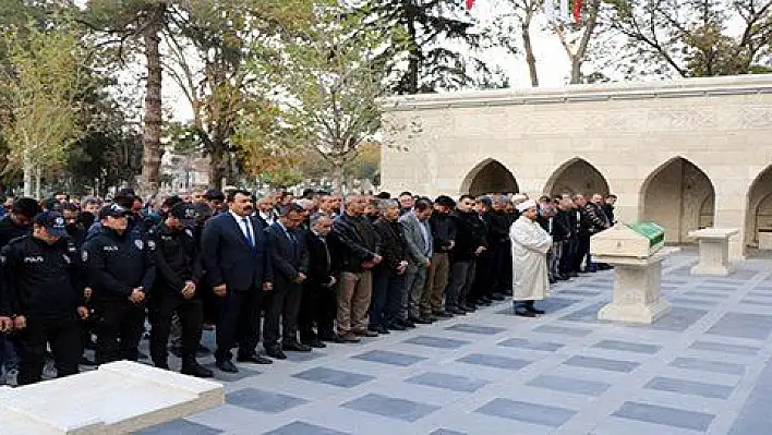 Kaymakamlıkta intihar eden polis son yolculuğuna uğurlandı 