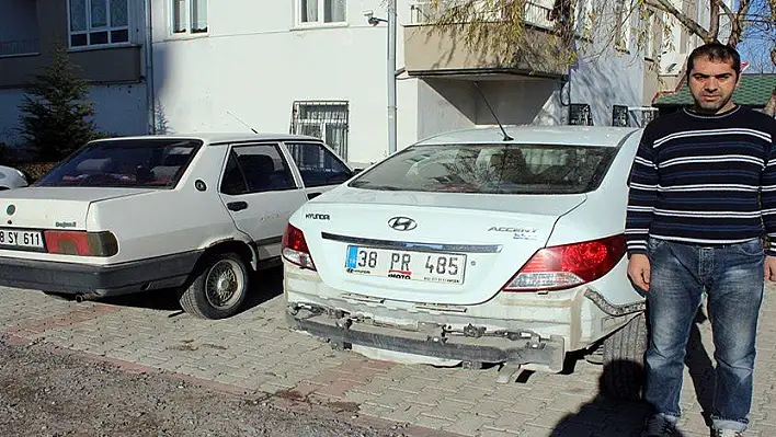 Freni boşalan halk otobüsü, 6 otomobile çarparak durabildi