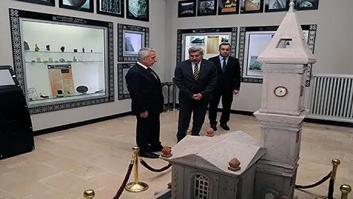 Kültür ve Turizm Bakan Yardımcısı Yayman'dan Vali Kamçı'ya ziyaret 