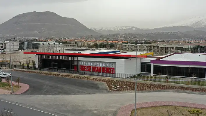 'Engelsiz yaşam projeleri engelleri ortadan kaldıracak'