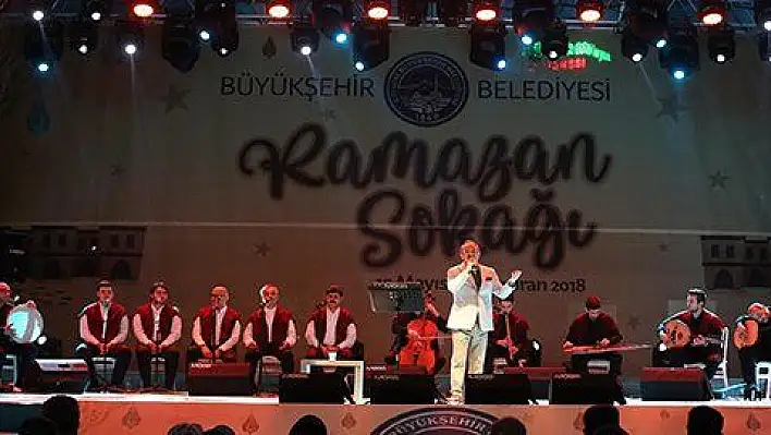 Ramazan sokağında renkli etkinlikler devam ediyor