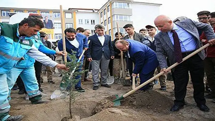 Kocasinan belediyesi ağaçlandırma sezonunu açtı 