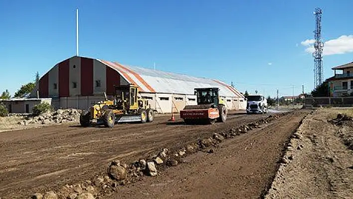 Talas Bulvarı ile Komando Caddesi'ne yeni bağlantı yolu