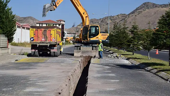 Kayseri OSB'de doğalgaz altyapı çalışmaları aralıksız devam ediyor