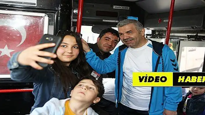 Özkan: 'Başkanım annemizi, babamızı aratmadı' 