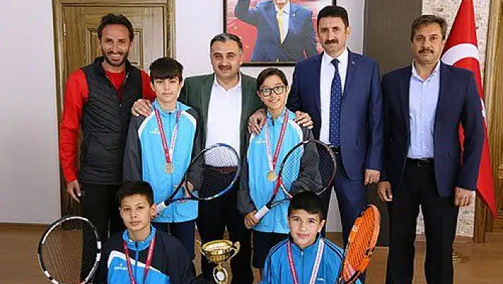 Kayseri Kort Tenis Turnuvasının şampiyonu Develi