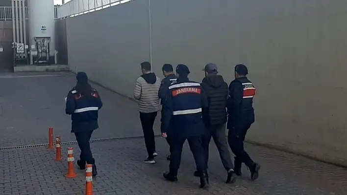 Jandarmadan DEAŞ operasyonu: 2 gözaltı