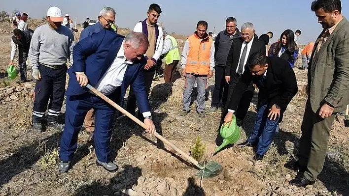 Kayseri OSB'den Geleceğe Nefes Seferberliği'ne 500 fidanla destek