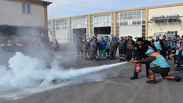 Kocasinan'ın atölyesinde nefes kesen yangın tatbikatı 