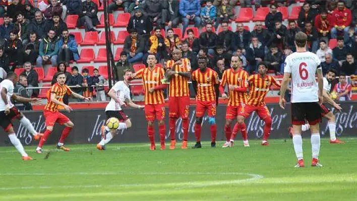 KAYSERİSPOR, KOMŞUYU GEÇEMEDİ