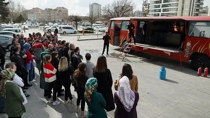 Melikgazi personeline yangın eğitimi