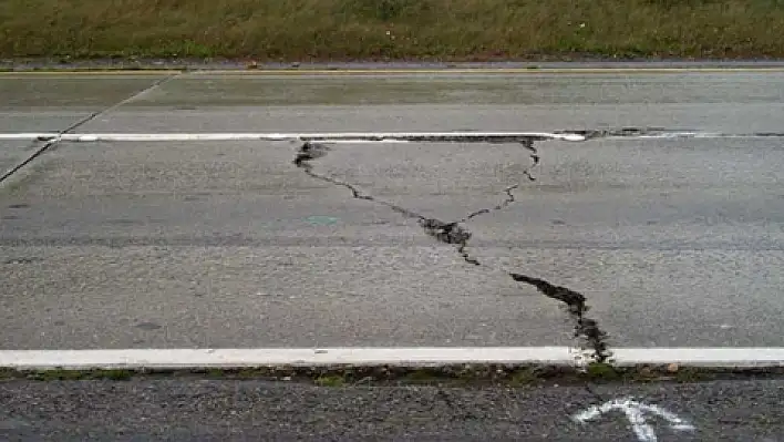 Yahyalı'da deprem..