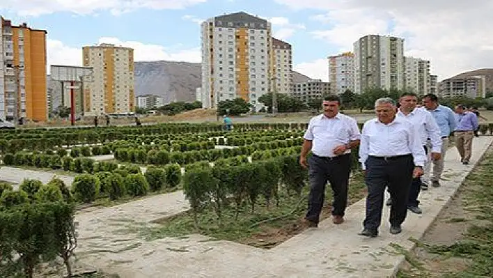 Başkan Büyükkılıç Labirent Parkı'nda