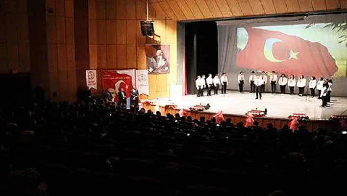 Milli Şair Mehmet Akif Ersoy Kayseri'de anıldı 