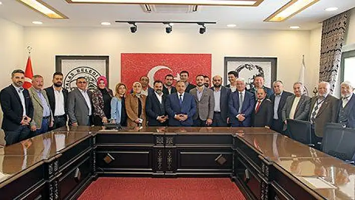 BAŞKAN YALÇIN'A MHP VE AK PARTİ'DEN ZİYARET