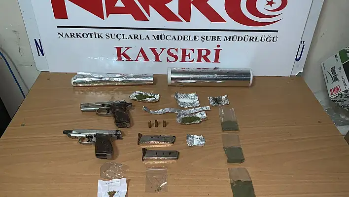 Polis uyuşturucu tacirlerine göz açtırmıyor