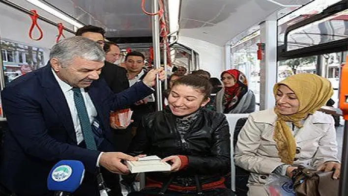 Başkan Çelik'ten kitap fuarına özel davet 