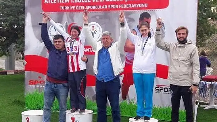 ZİÇEV'in özel sporcularından büyük başarı 