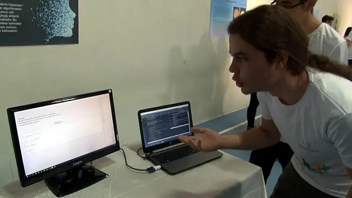 Yapay zeka ile yazılmamış şiirleri yazıyorlar