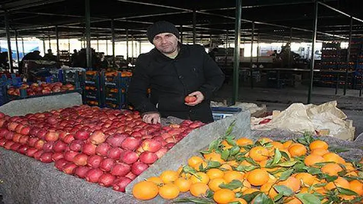 Soğuk hava semt pazarlarını vurdu 