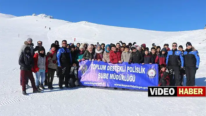 Erciyes'e ilk defa giden öğrenciler heyecanlandı