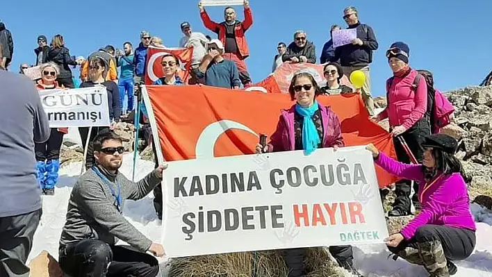 Kadınlar için Erciyes'e zirve tırmanışı