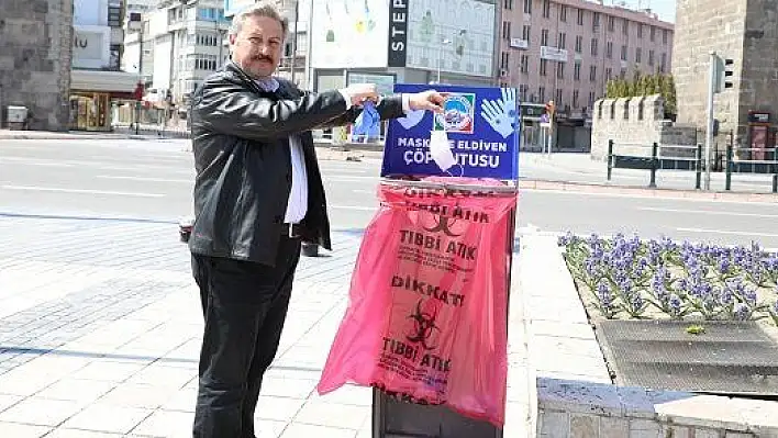 Kayseri'de kullanılmış maske ve eldivenlere özel çöp kutusu