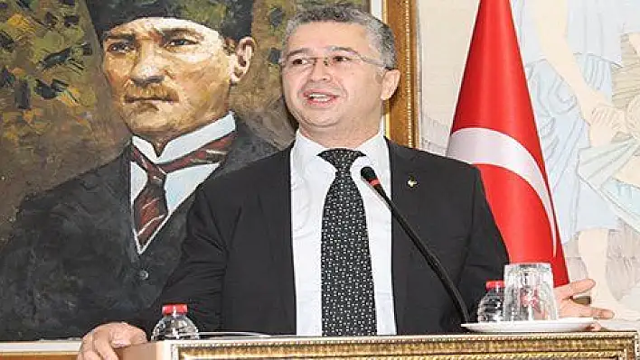 Ulutaş: 'Eczacılık fakültelerinin arttırılması kaliteyi düşürür'