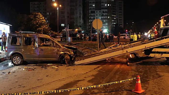 Trafik kazası can aldı: 2 ölü