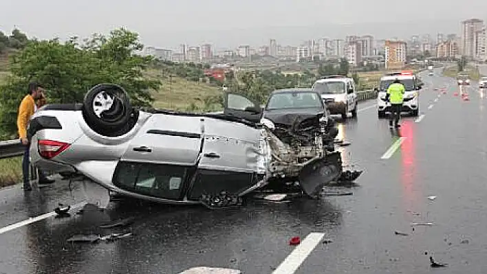 Trafik kazasında 2 yaralı