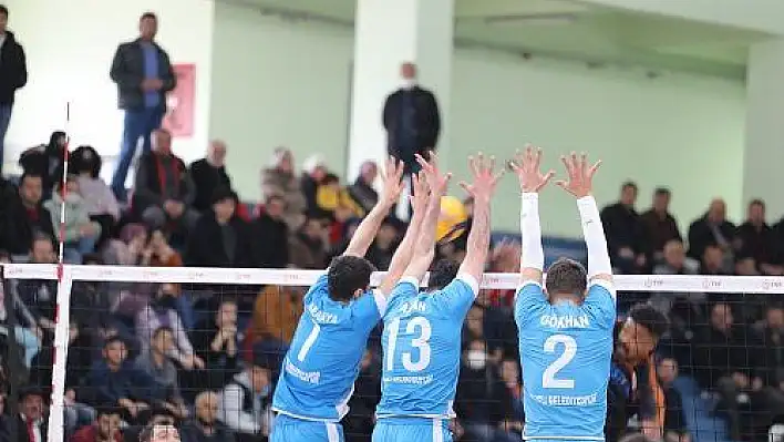 Develi Belediyespor ligi lider tamamladı