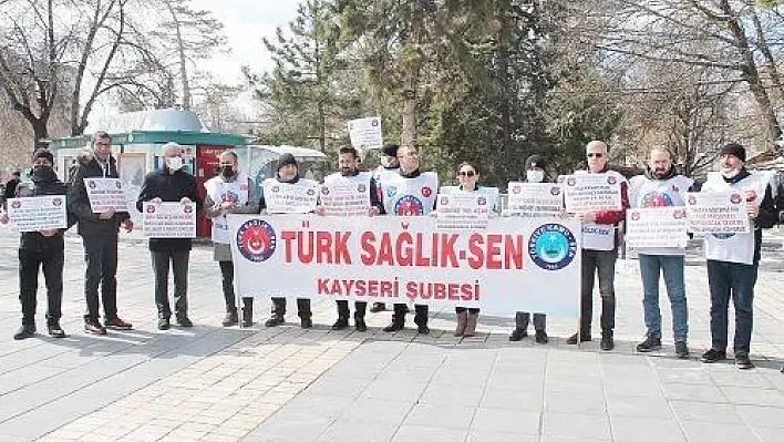  'Karamsarlığa itiliyoruz'