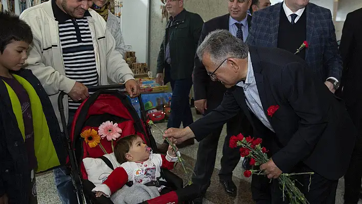 Büyükkılıç'tan Yöresel ürünler fuarına sürpriz ziyaret