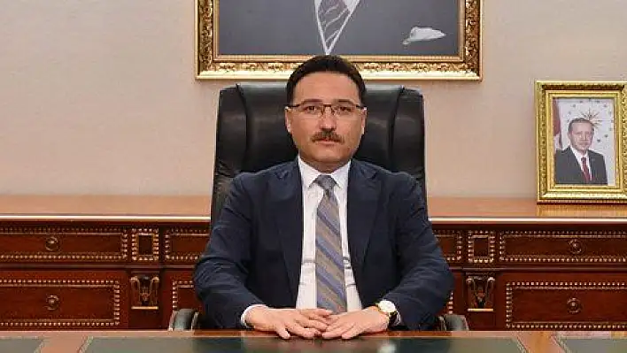 Vali Çiçek: '15 Temmuz dirilişin sembolüdür'