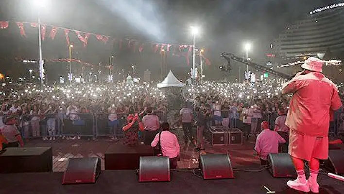 Büyükşehir konserlerine yoğun ilgi