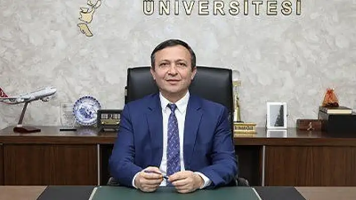 Rektör Çalış: 'Milletimiz bağımsızlığı için canını vermeye tereddüt etmemiştir'