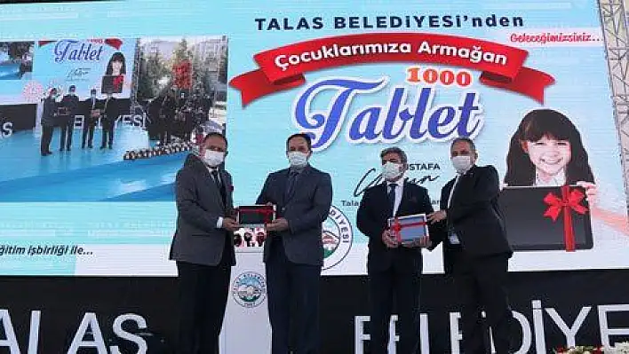 Talas Belediyesi öğrencileri sevindirdi, bin tablet hediye etti