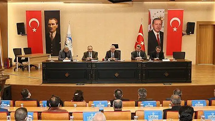 Başkan Büyükkılıç'tan Talas'ta Muhtarlarla İstişare Toplantısı