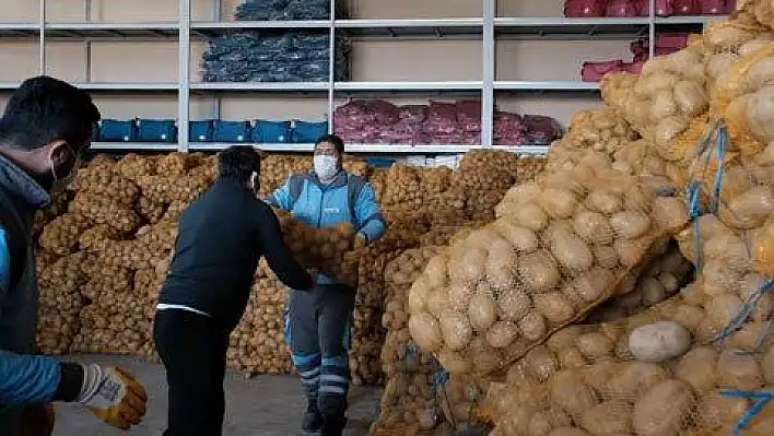 Kocasinan'dan ihtiyaç sahiplerine 80 ton patates