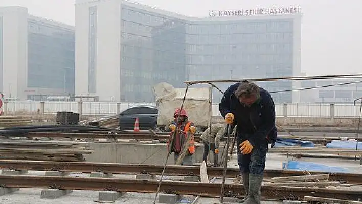 Kayseri'de yeni raylı sistem hatlarında çalışmalar sürüyor