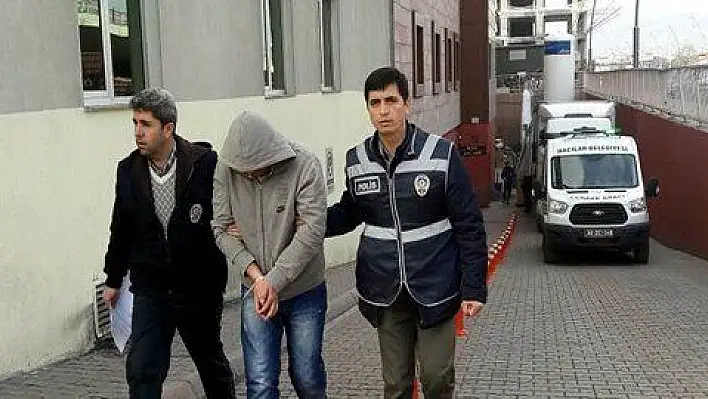 Kayseri'de FETÖ operasyonu: 25 gözaltı kararı