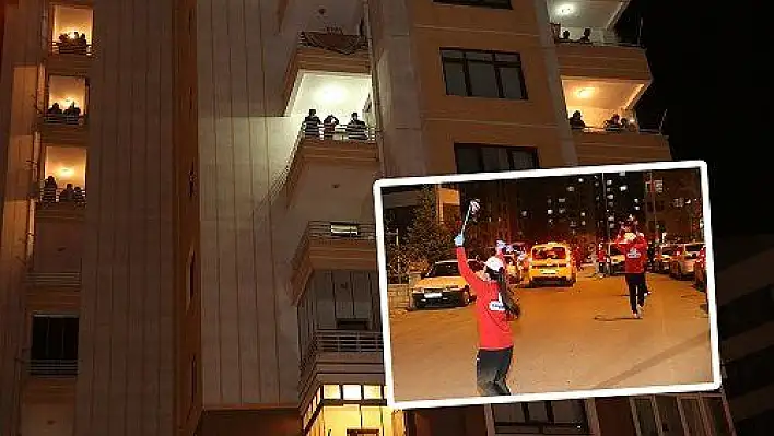 Talas'ta karantinaya alınan apartmana moral etkinliği