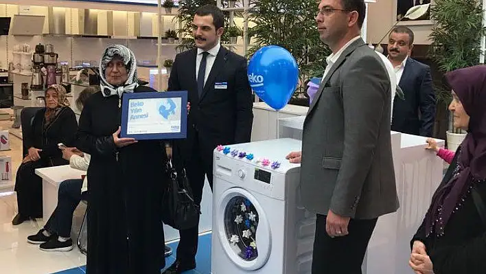 BEKO'dan Kayseri'de yılın annesine bu yıl da ödül