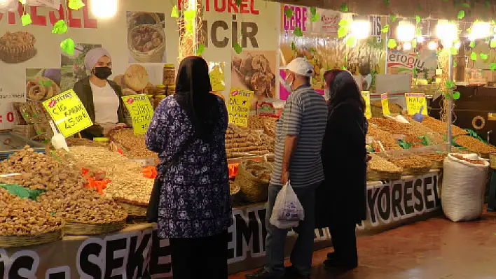 Yöresel Ürünler Fuarı ziyaretçilerini bekliyor