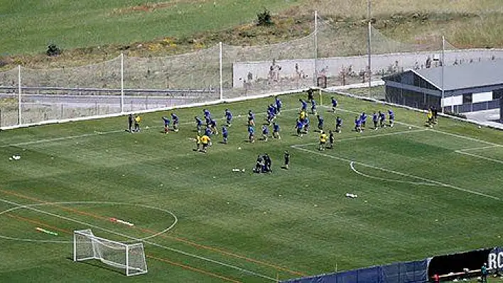 Erciyes Yüksek İrtifa Kamp Merkezi'ne futbol takımlarının ilgisi artıyor