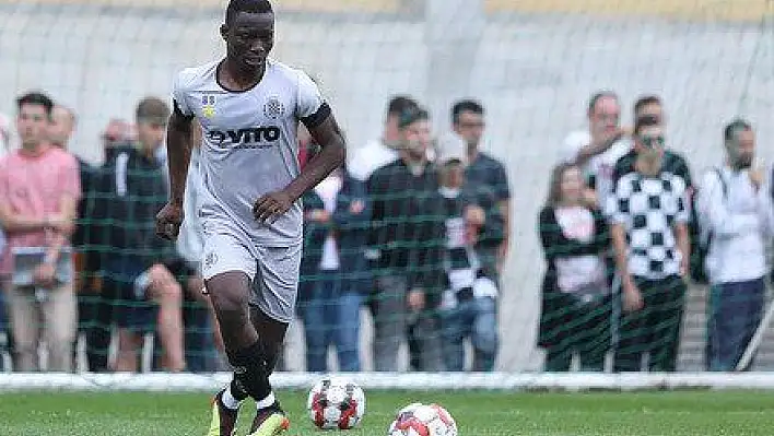 Kayserispor Ganalı Yaw Ackah 'ı transfer etti