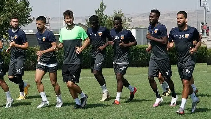 Kayserispor 'da imza şov