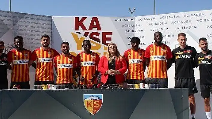 Kayserispor gövde gösterisi yaptı